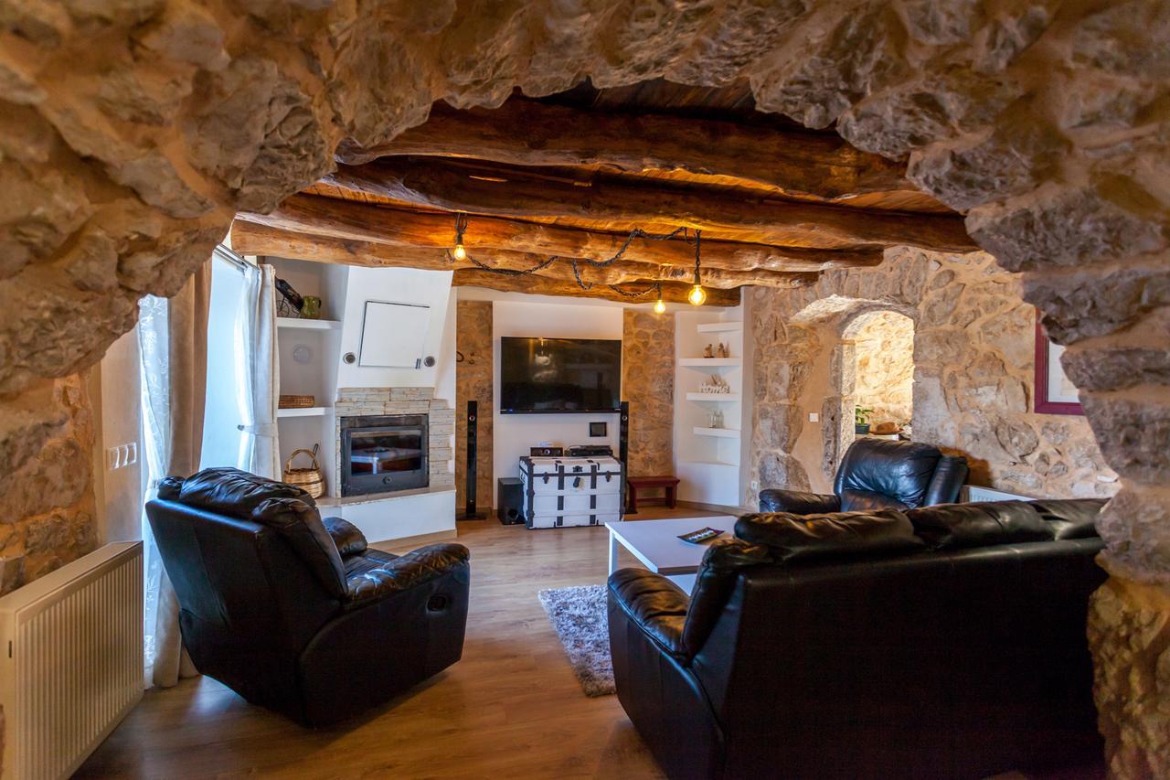 Villa Hrustika - Heated Pool, Jacuzzi & Sauna Gabonjin Εξωτερικό φωτογραφία
